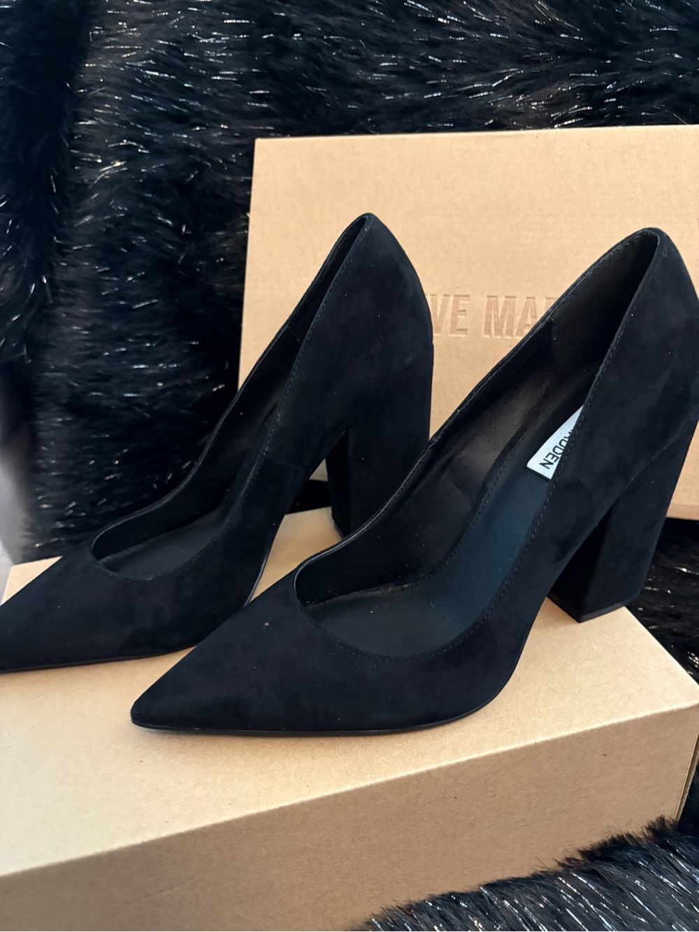 Steve Madden Black Pointed Suede Block Heel Pumps